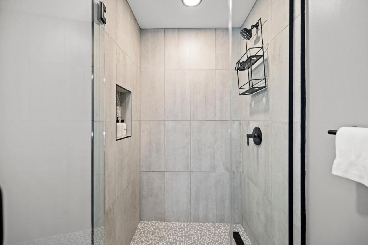 Coda On Half, A Placemakr Experience - Navy Yard *