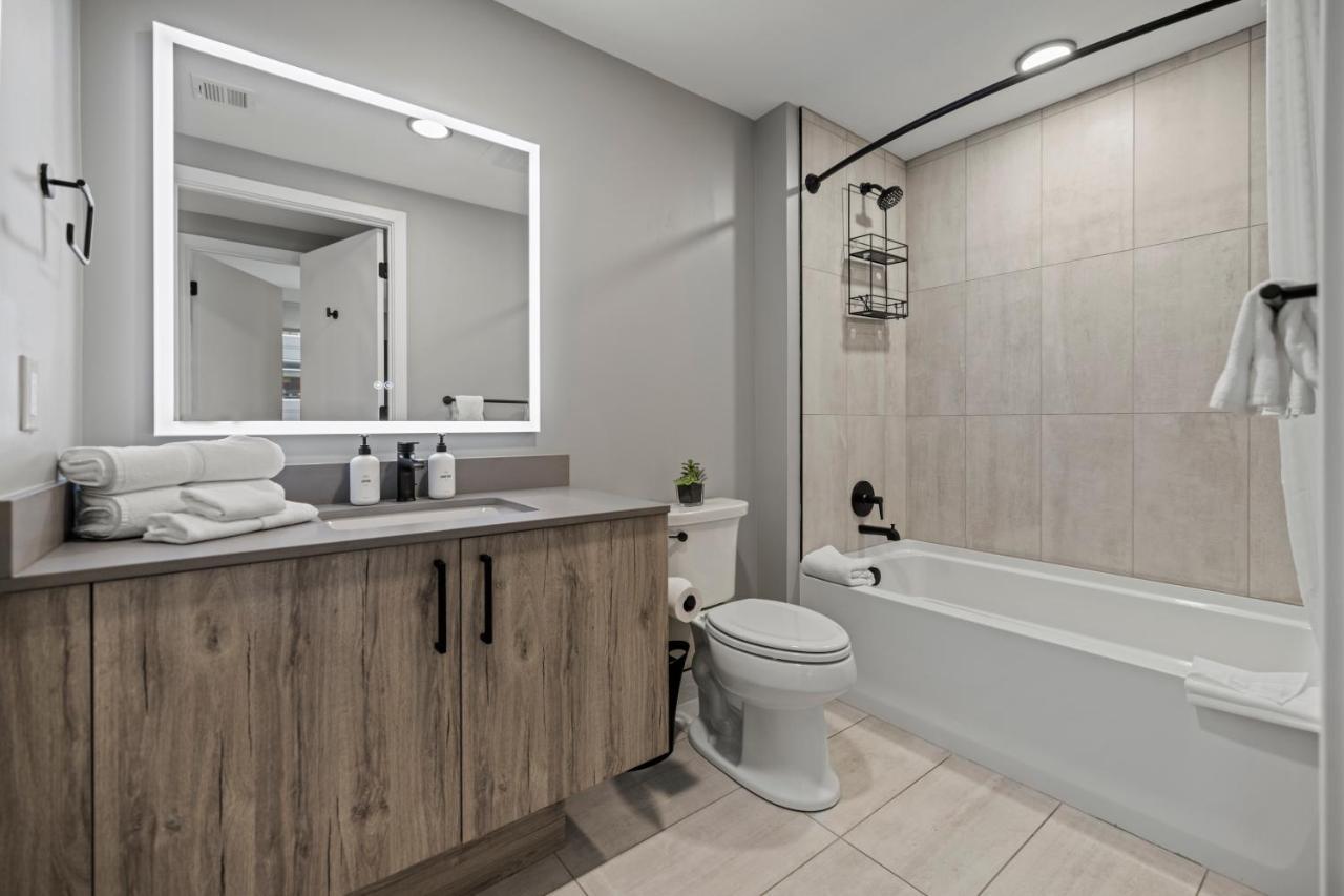 Coda On Half, A Placemakr Experience - Navy Yard * Washington
