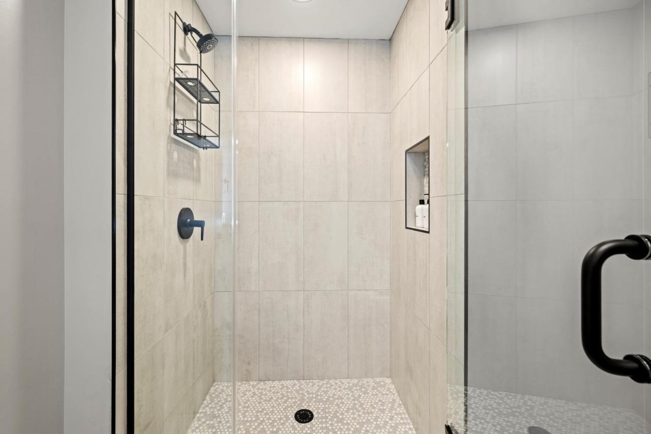 Coda On Half, A Placemakr Experience - Navy Yard Washington
