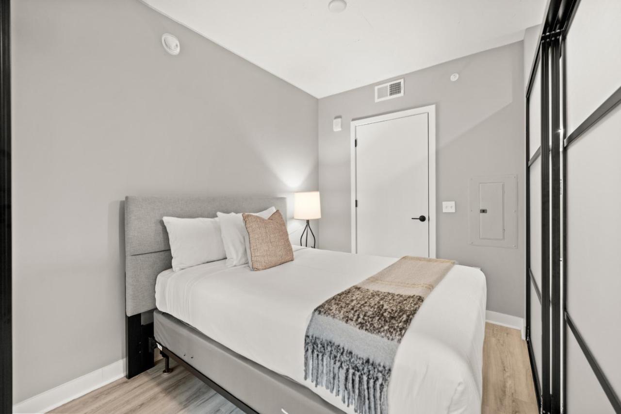 Coda On Half, A Placemakr Experience - Navy Yard Apartahotel *