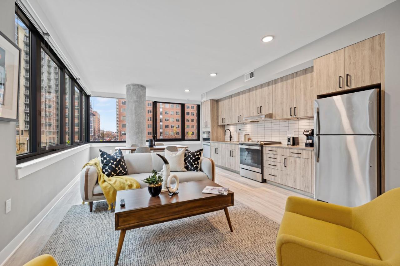 Coda On Half, A Placemakr Experience - Navy Yard Apartahotel *